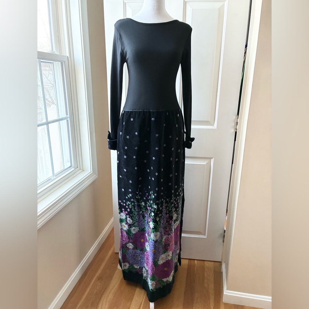 Vera Maxwell Vintage 1970s Speed Suit Dress Long Sleeve Black & Floral Size M